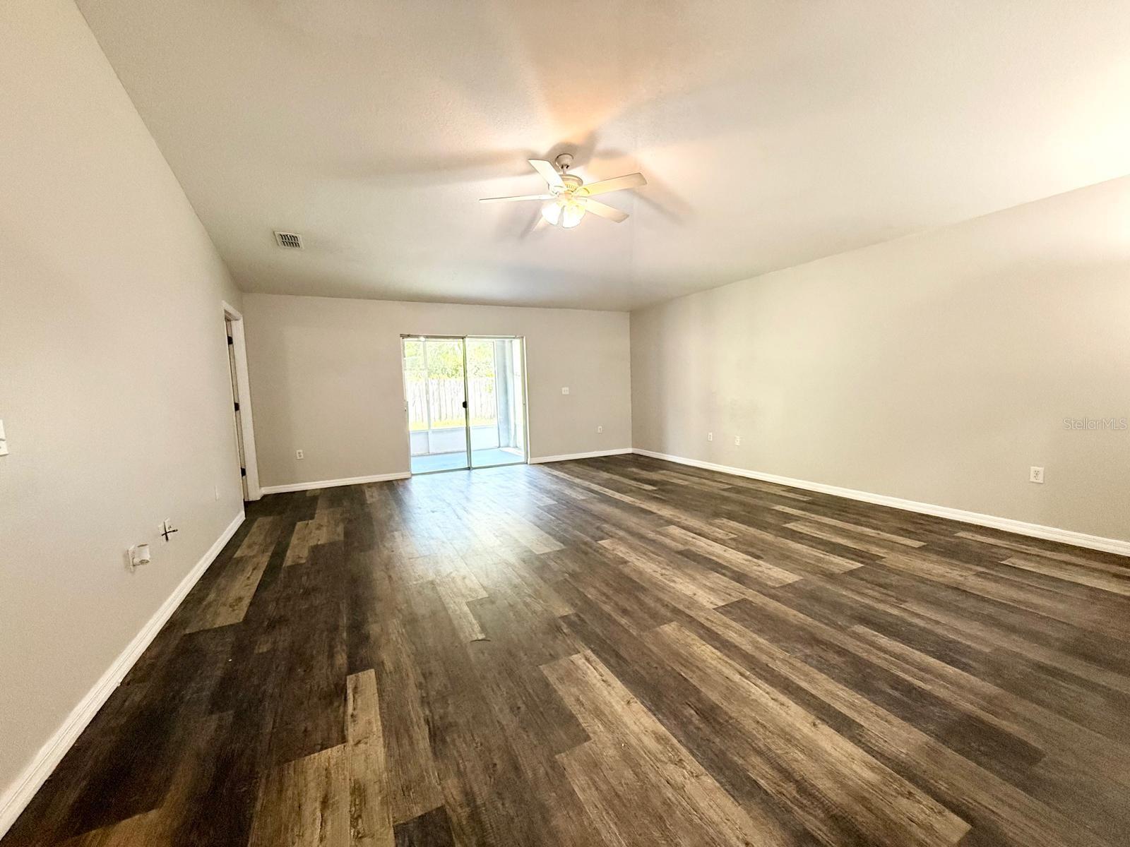 Image 10 of 51 For 4770 Elena Way