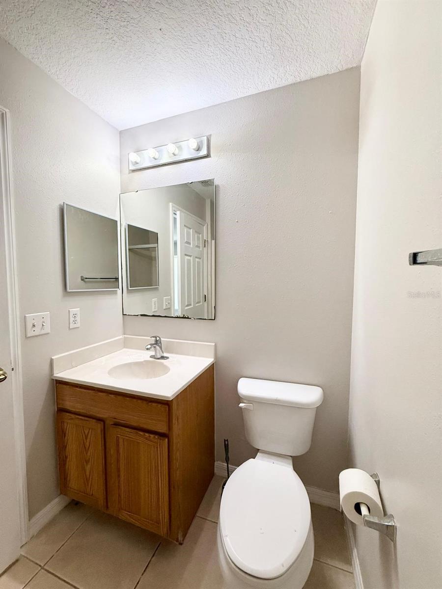 Image 19 of 51 For 4770 Elena Way