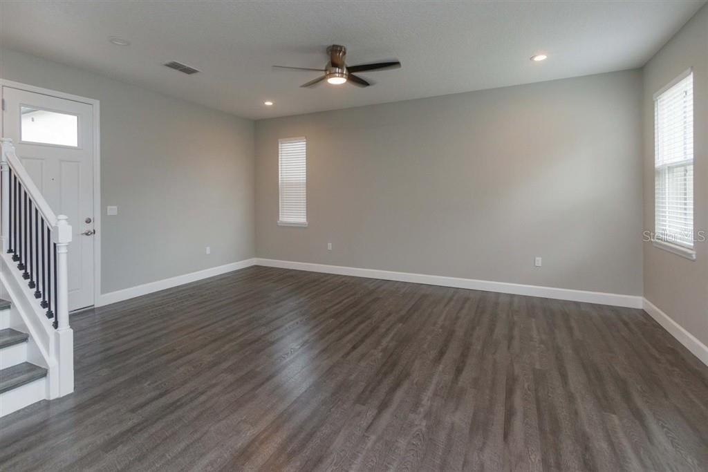 Image 10 of 19 For 2925 Central Boulevard