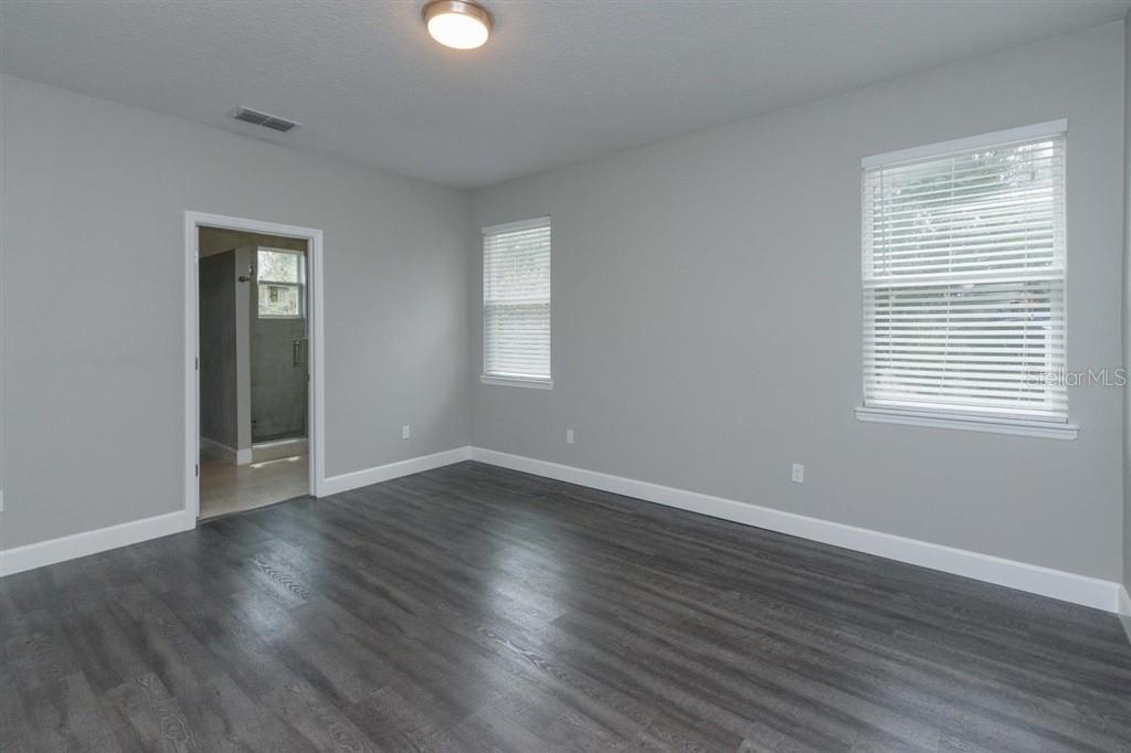 Image 14 of 19 For 2925 Central Boulevard