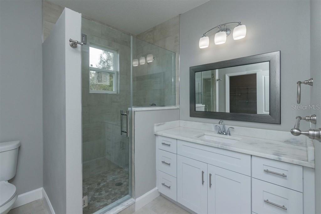 Image 15 of 19 For 2925 Central Boulevard