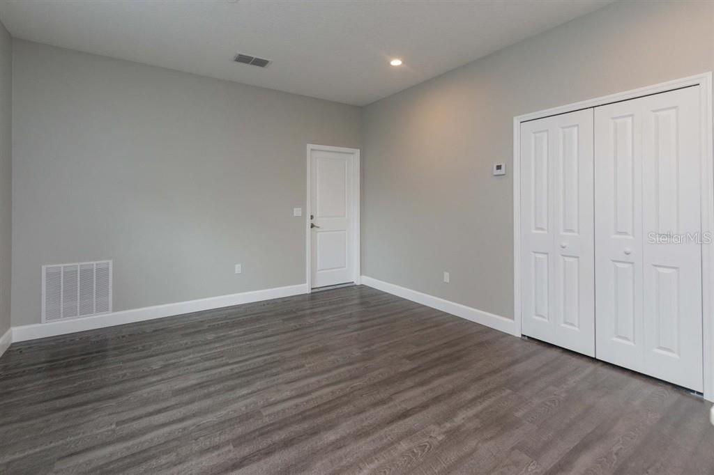 Image 6 of 19 For 2925 Central Boulevard