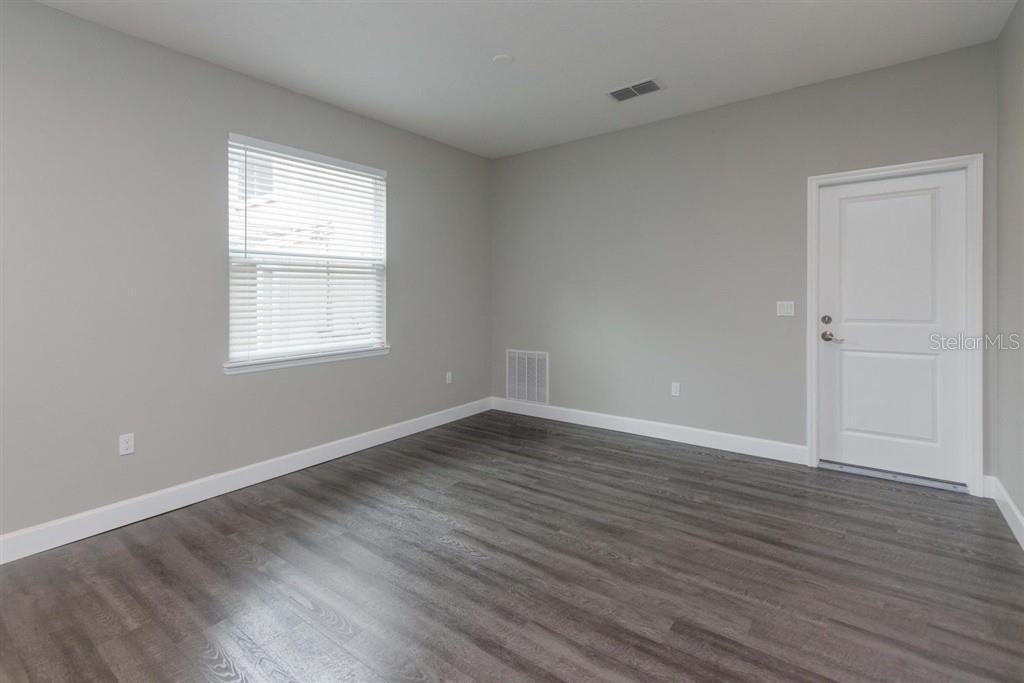 Image 7 of 19 For 2925 Central Boulevard