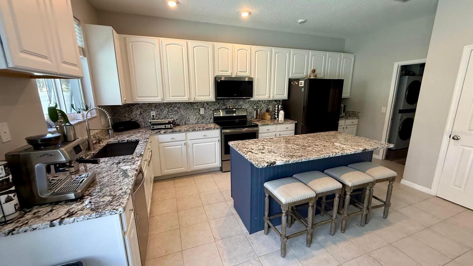 Image 8 of 29 For 14748 Tullamore Loop