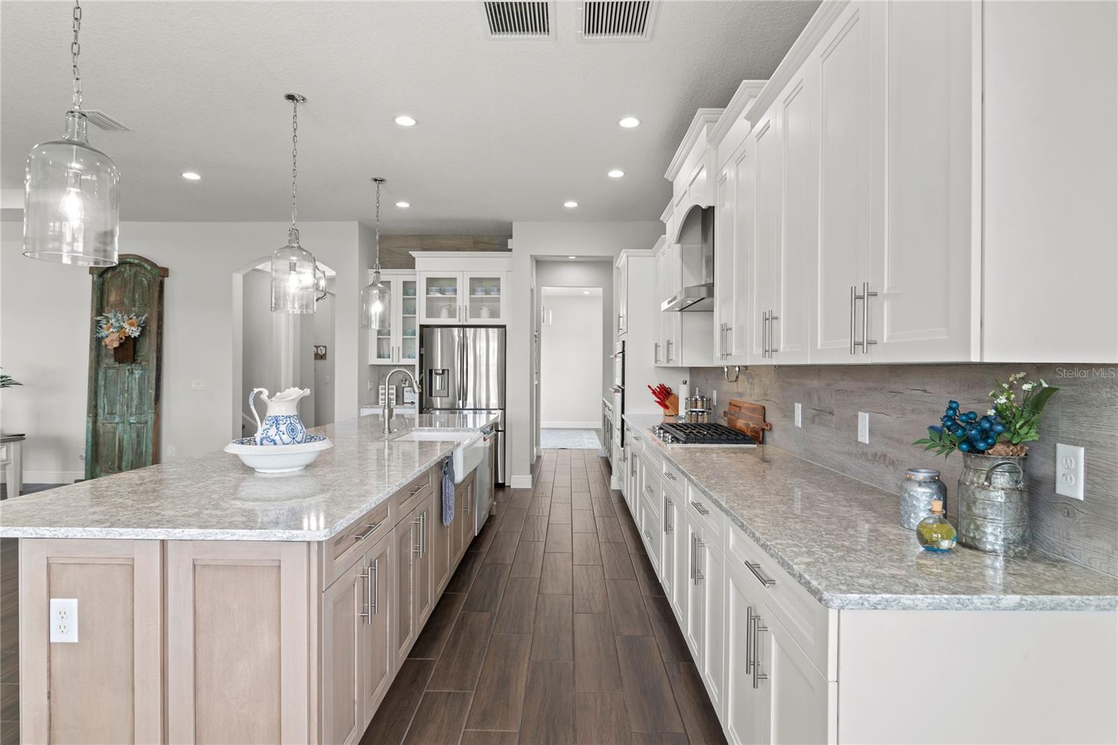 Image 16 of 83 For 15576 Shorebird Lane