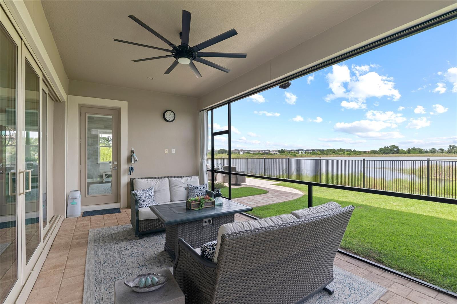 Image 24 of 83 For 15576 Shorebird Lane