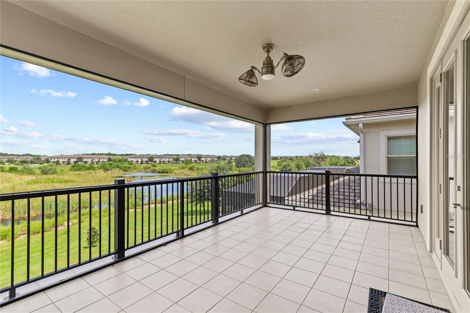 Image 34 of 83 For 15576 Shorebird Lane