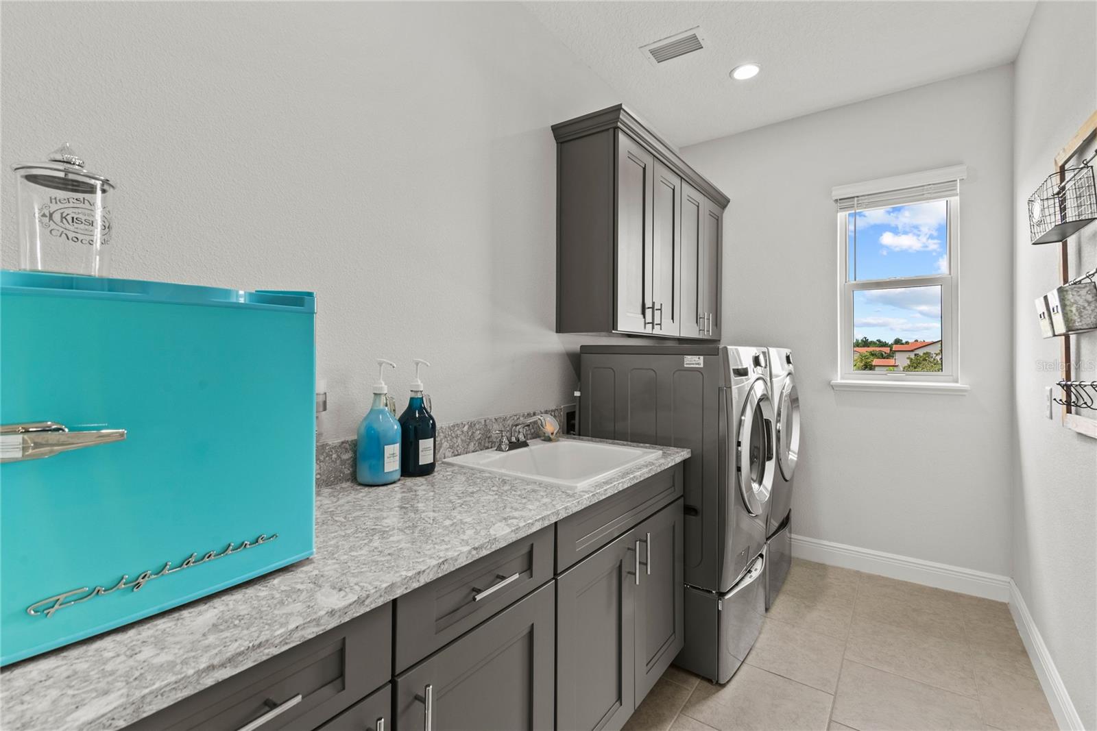 Image 45 of 83 For 15576 Shorebird Lane
