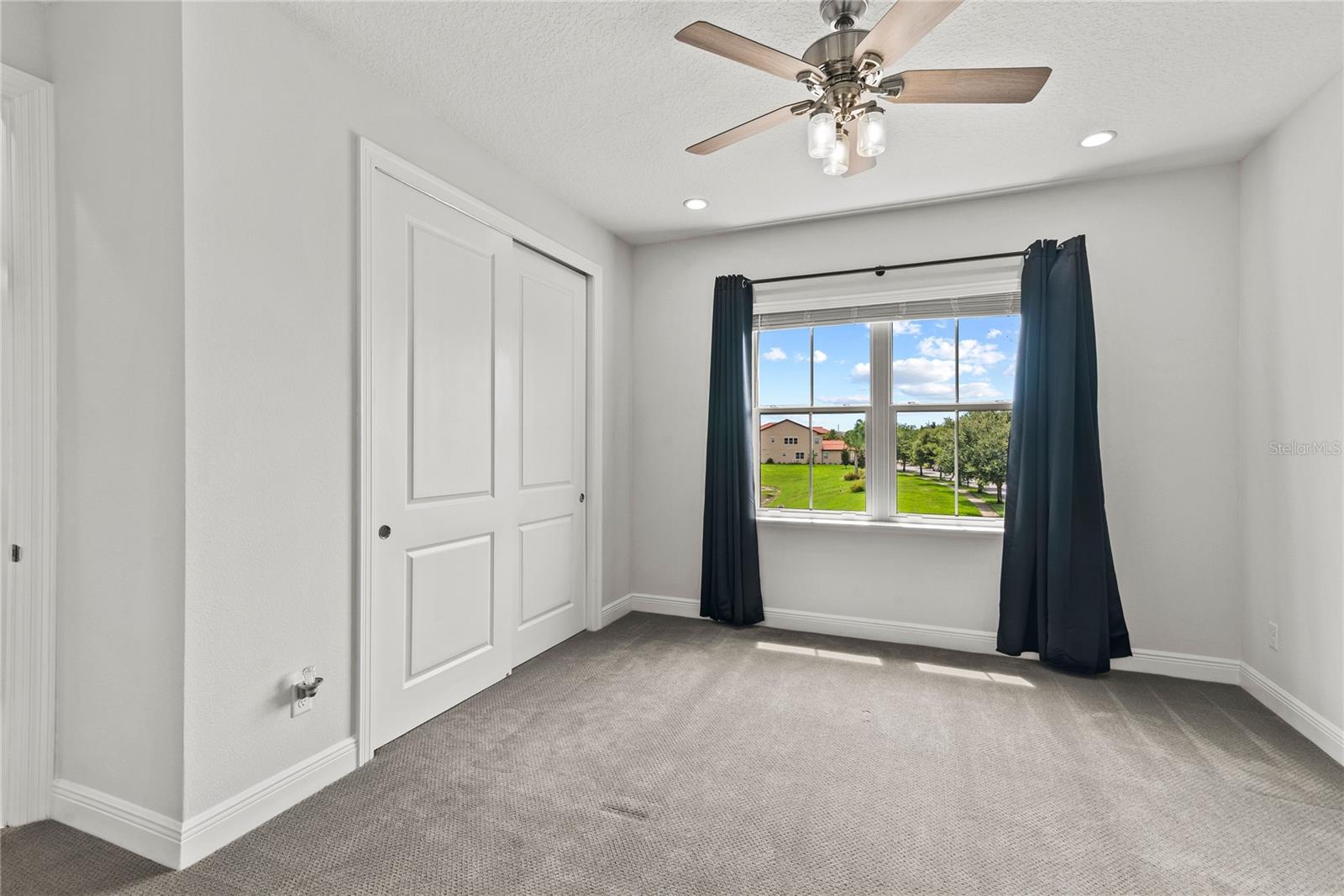 Image 46 of 83 For 15576 Shorebird Lane