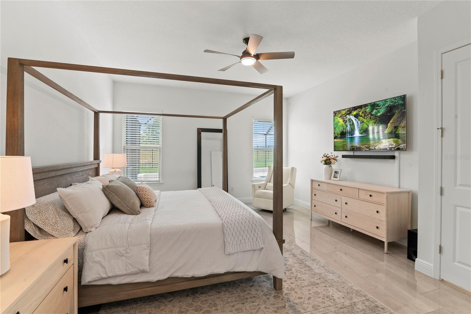 Image 18 of 65 For 5391 Golden Apple Drive