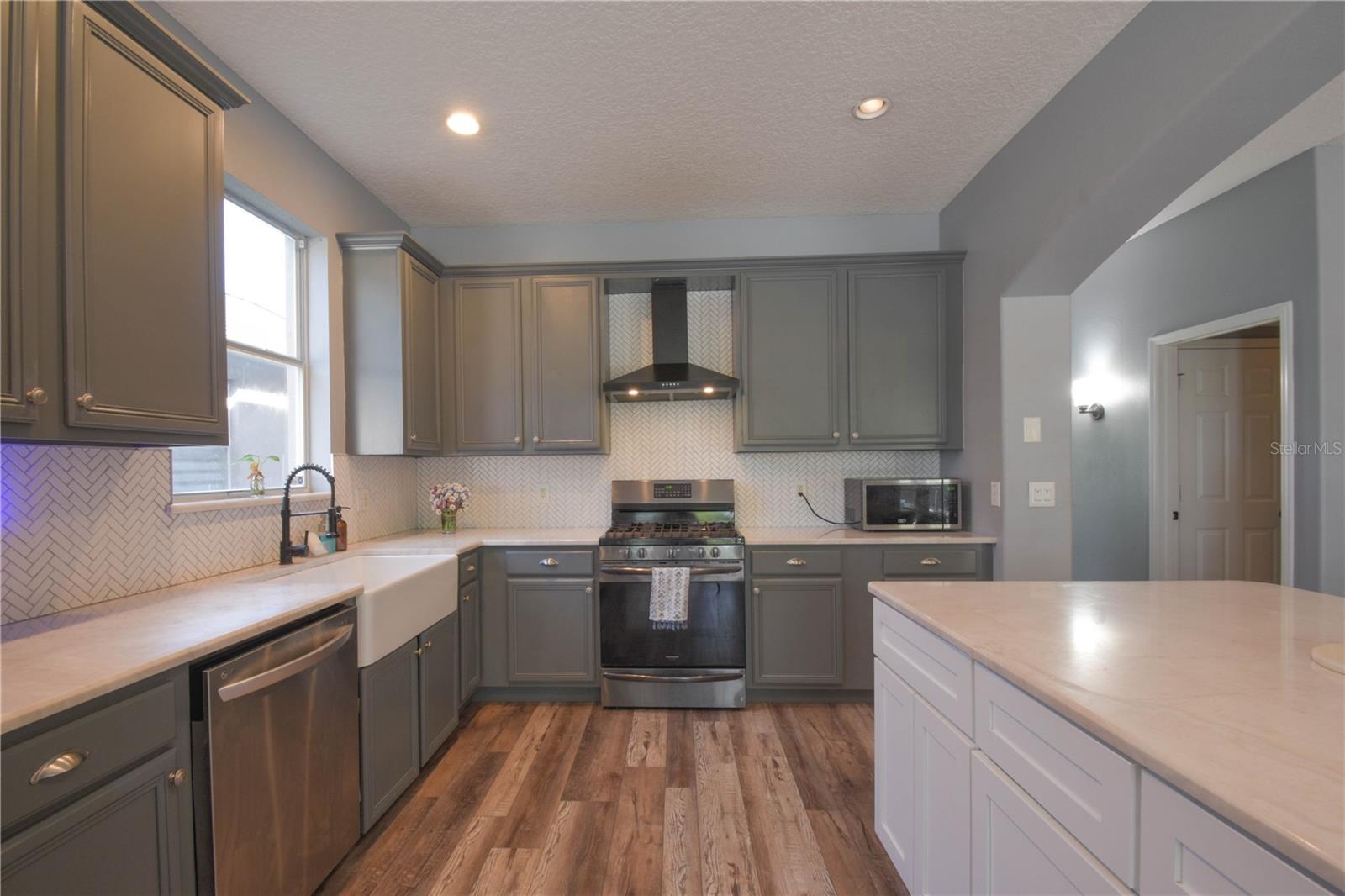 Image 23 of 46 For 1843 Anna Catherine Drive