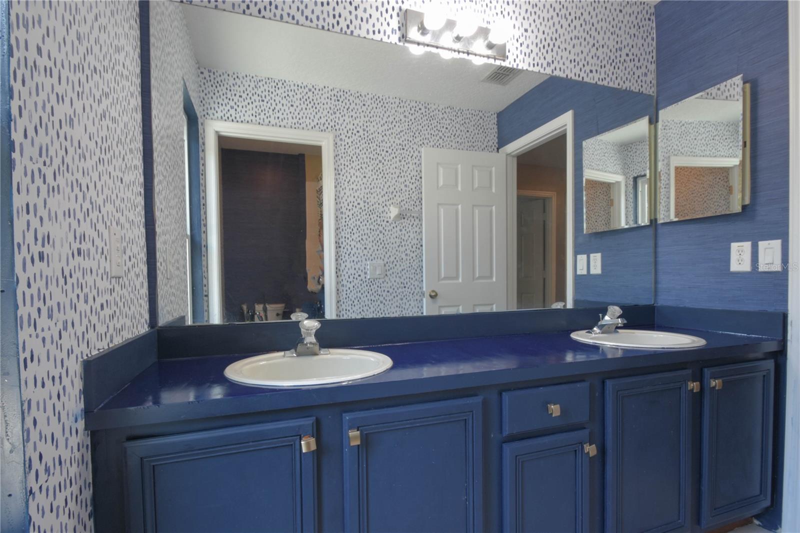 Image 35 of 46 For 1843 Anna Catherine Drive