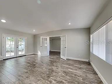 Image 3 of 18 For 974 Jamajo Boulevard