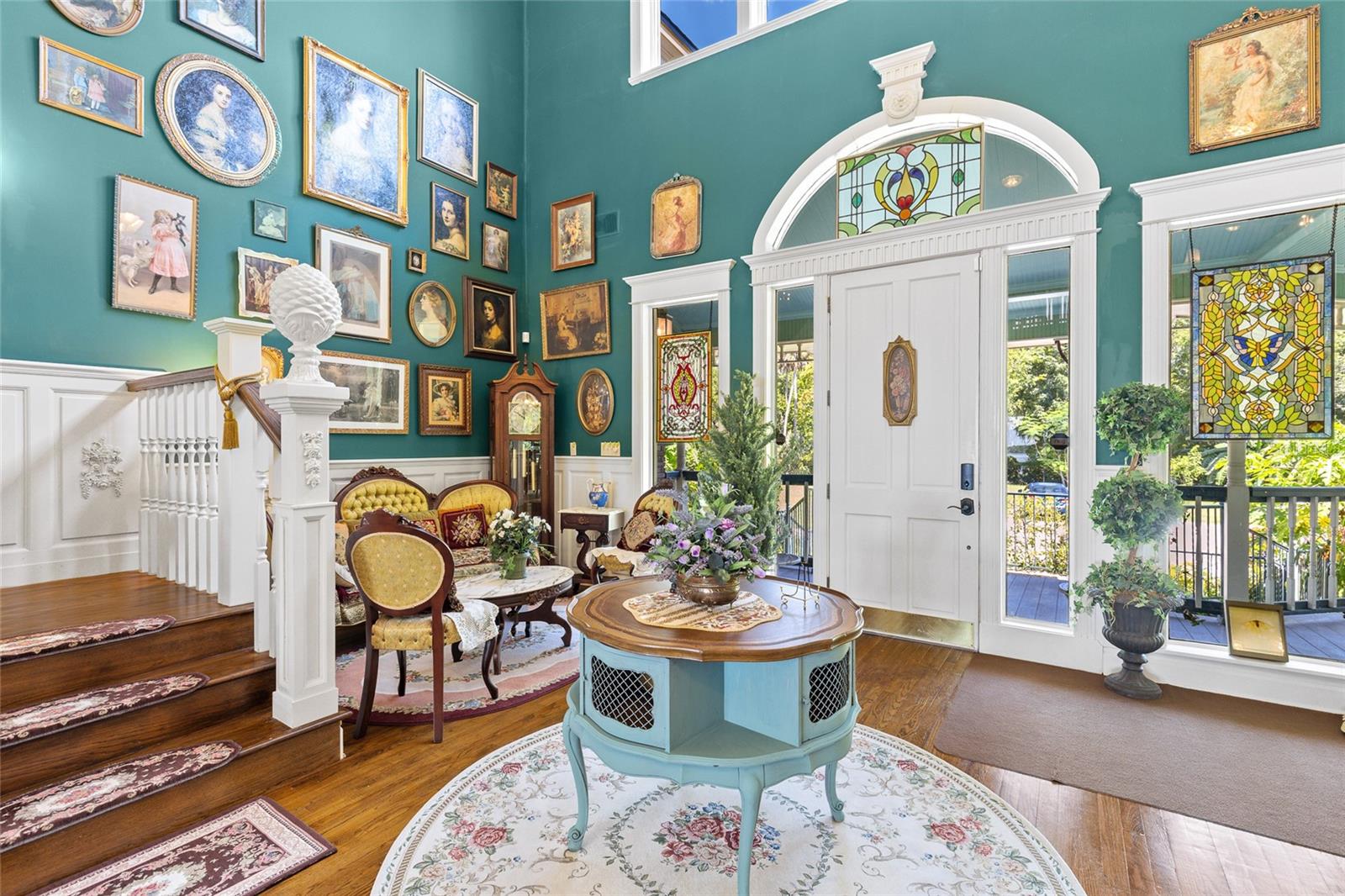 Listing photo id 7 for 6275 Halabrin Road