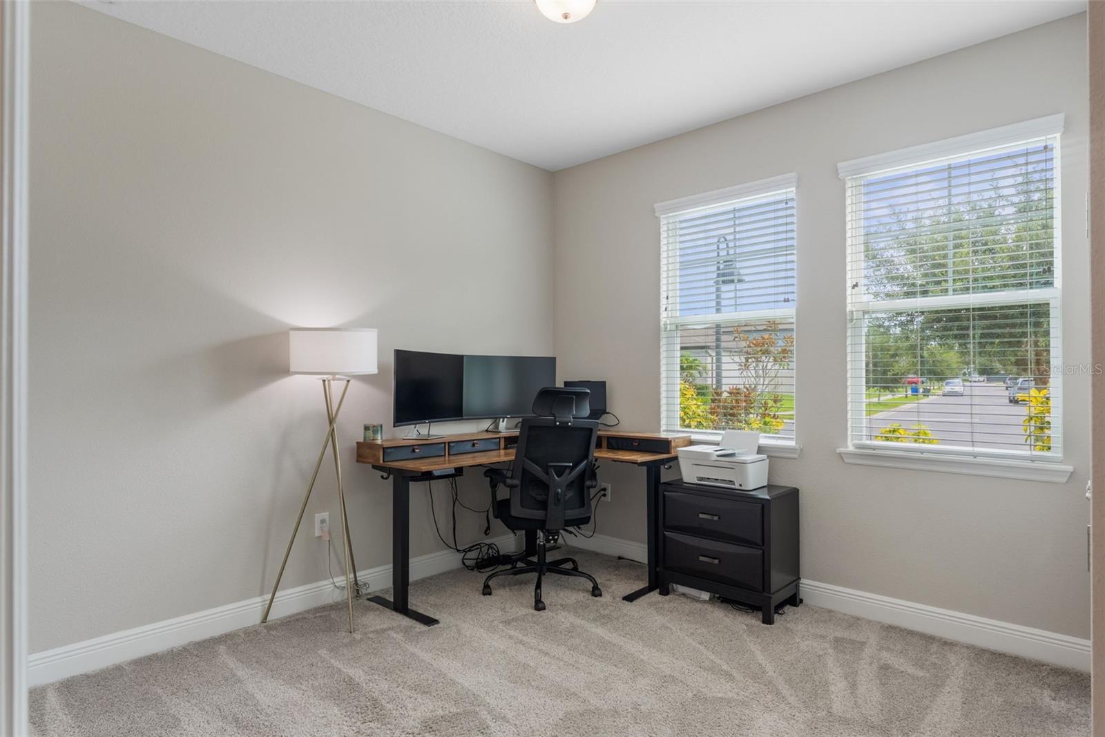 Image 27 of 45 For 2074 Laurelwood Way