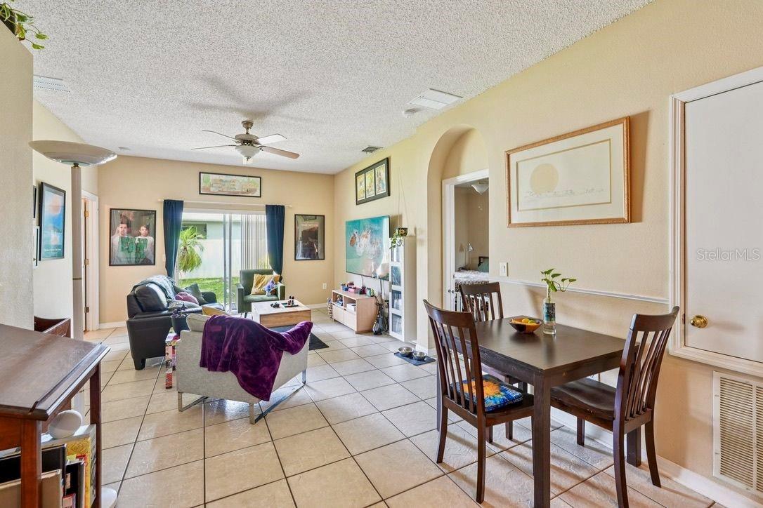 Image 4 of 19 For 10146 Shadow Creek Drive