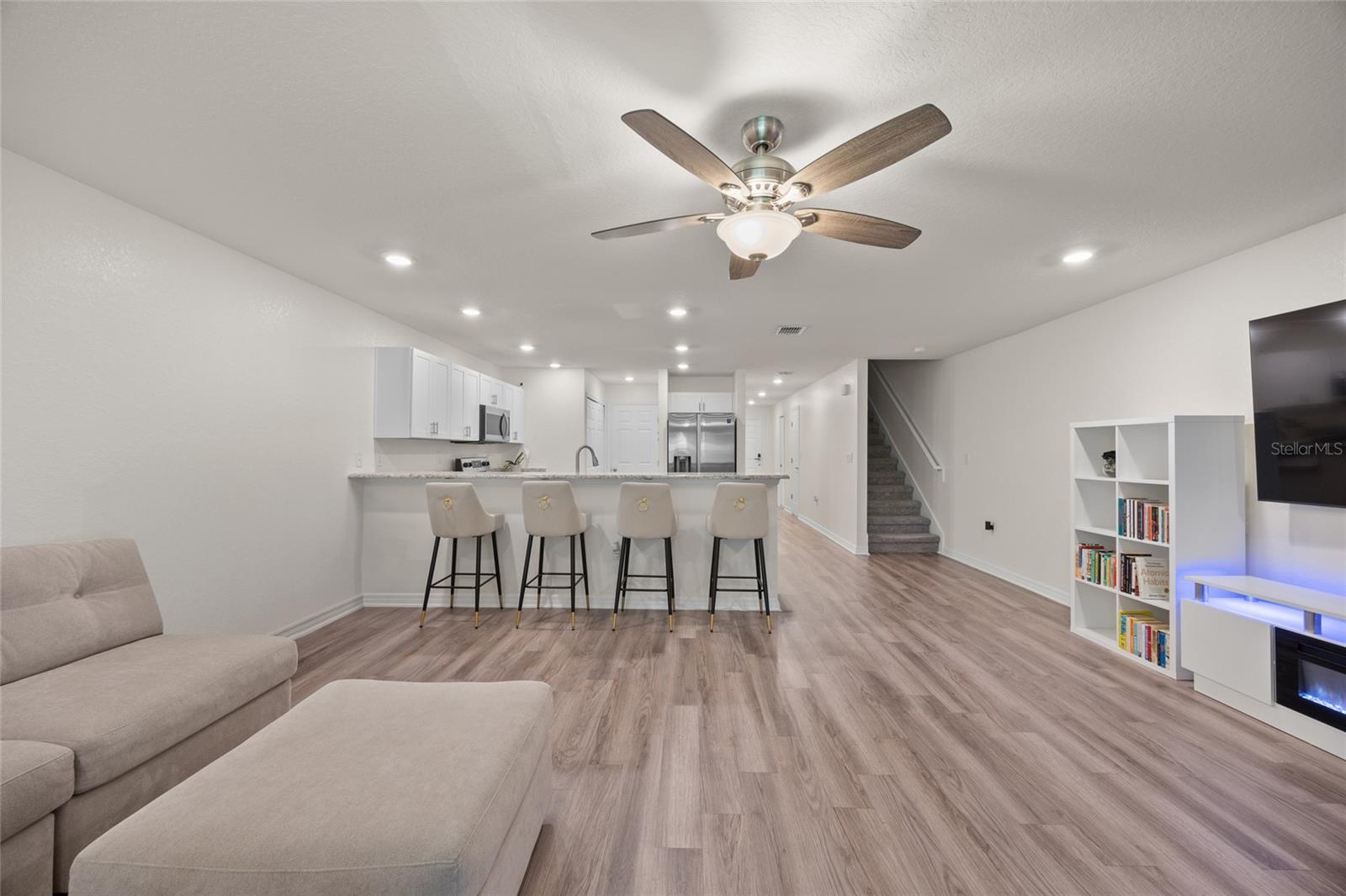 Image 11 of 32 For 3084 Fieldwood Circle