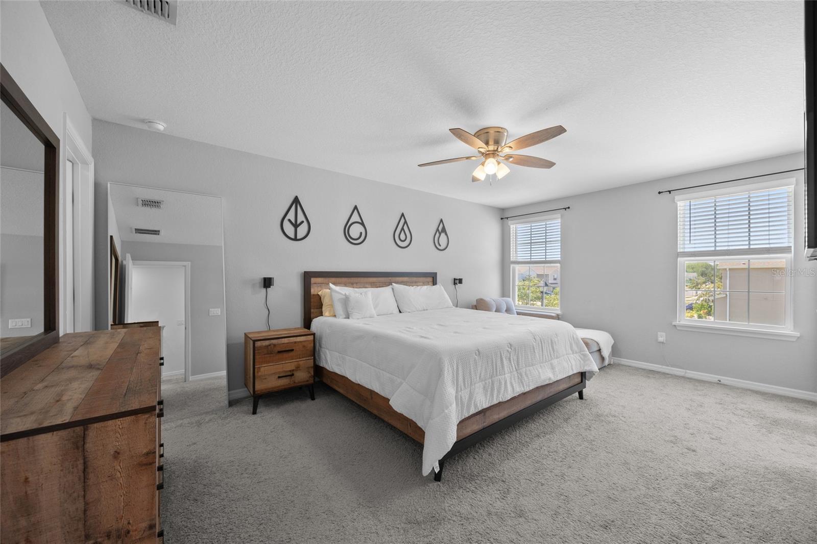 Image 4 of 32 For 3084 Fieldwood Circle