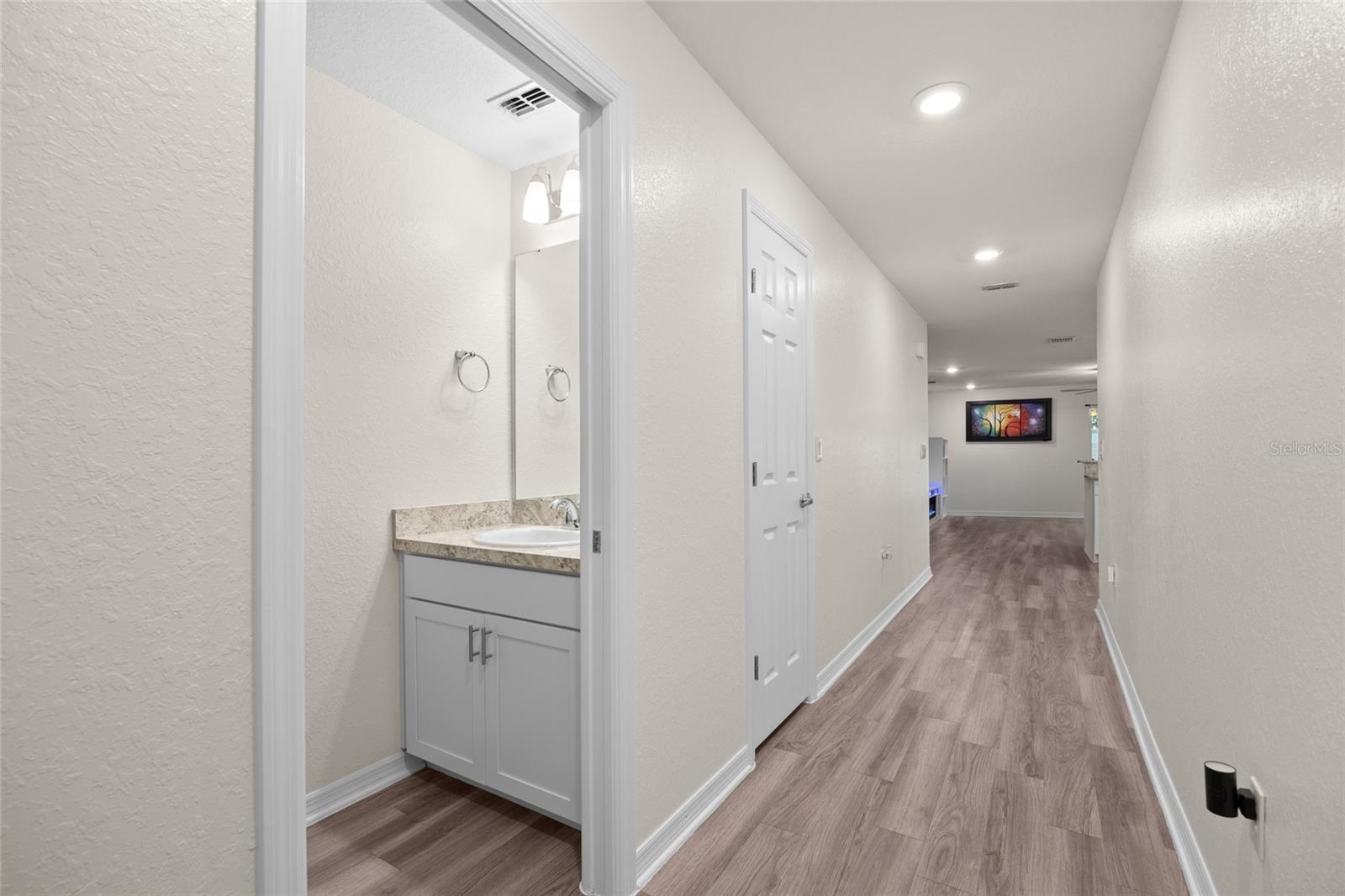 Image 7 of 32 For 3084 Fieldwood Circle