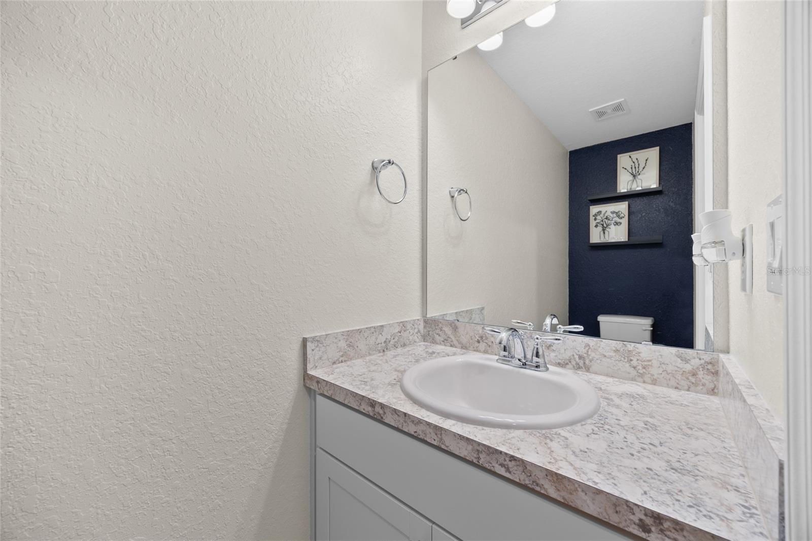 Image 8 of 32 For 3084 Fieldwood Circle
