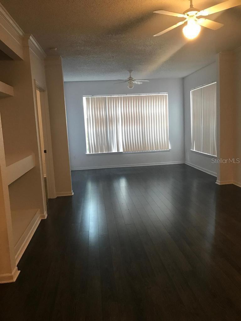 Image 4 of 21 For 8300 Elm Park Drive 723