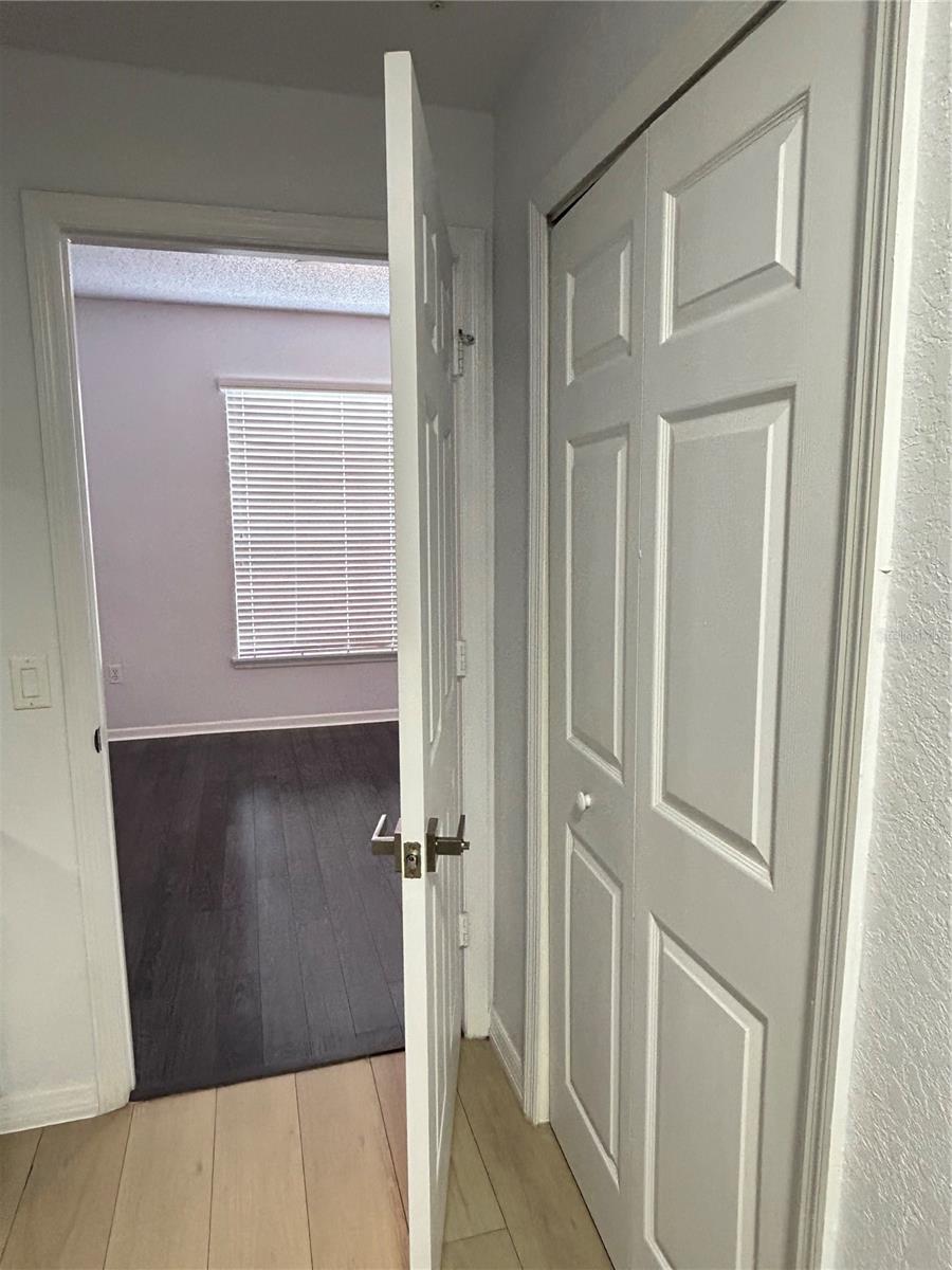 Image 8 of 21 For 8300 Elm Park Drive 723