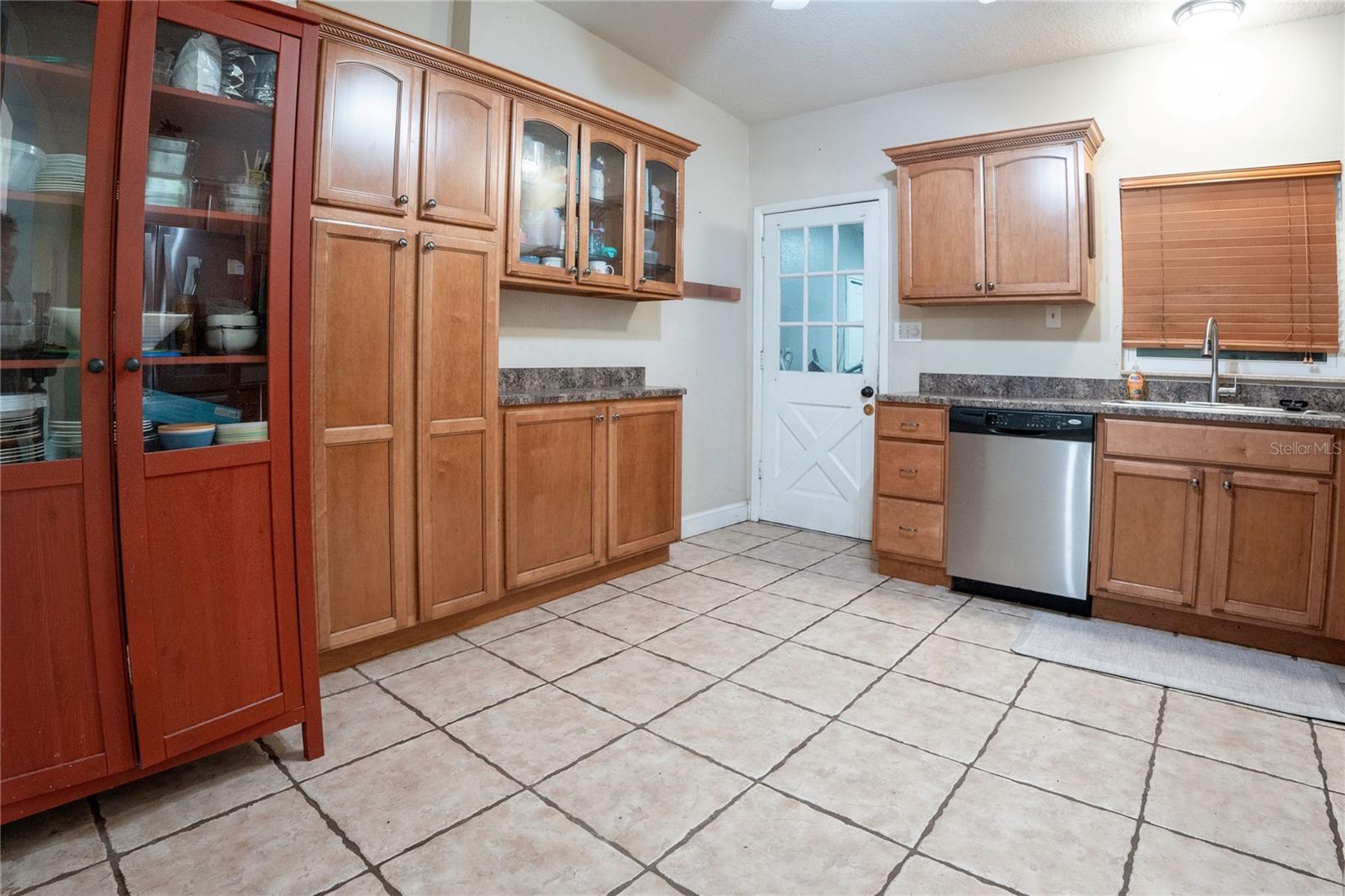 Image 14 of 35 For 6048 Linneal Beach Drive