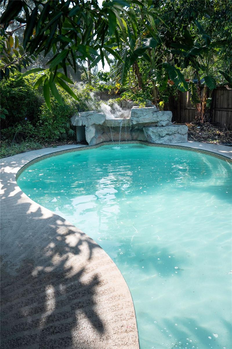 Image 3 of 35 For 6048 Linneal Beach Drive