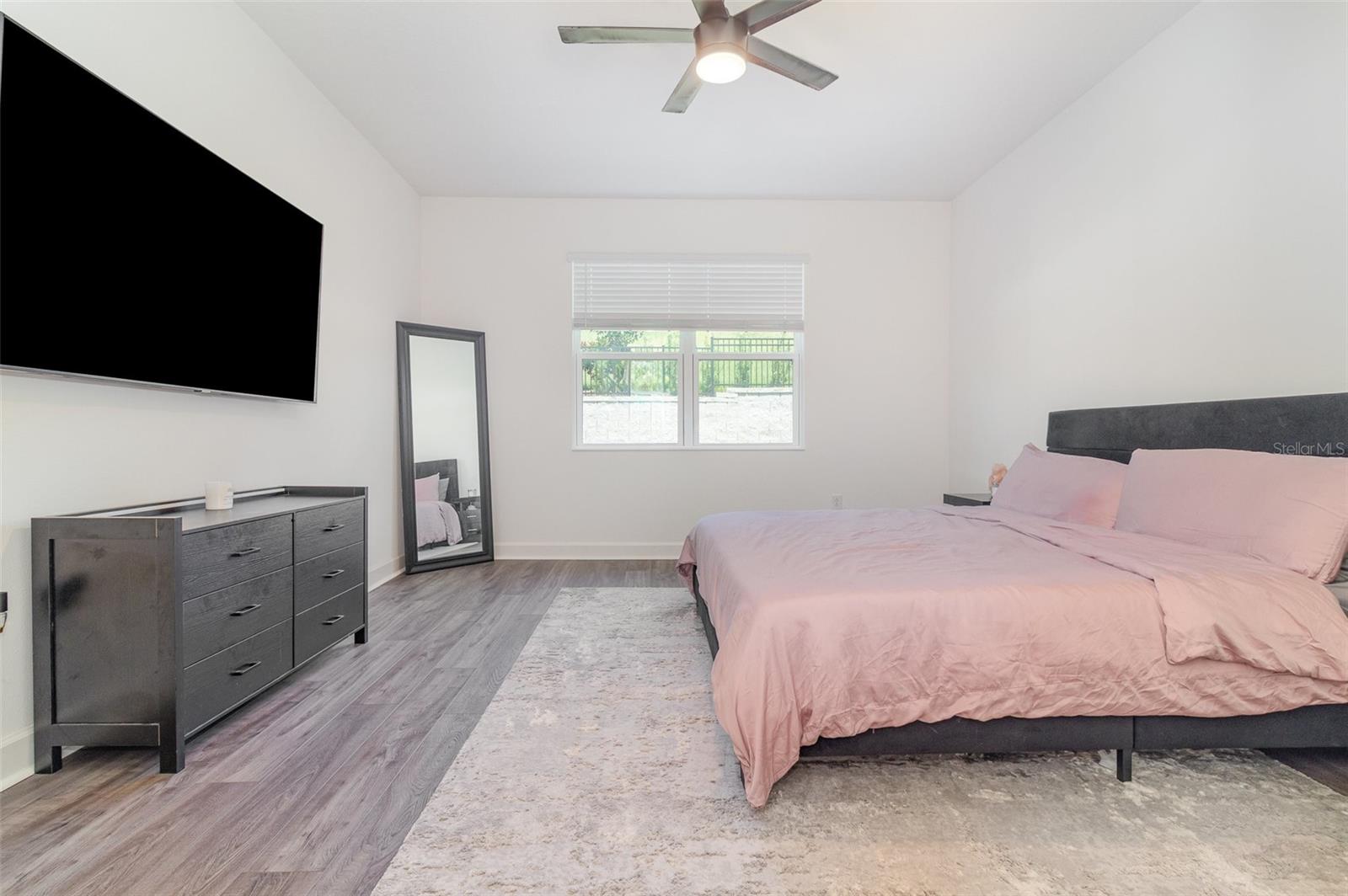 Image 22 of 40 For 1933 Burgundy Drive