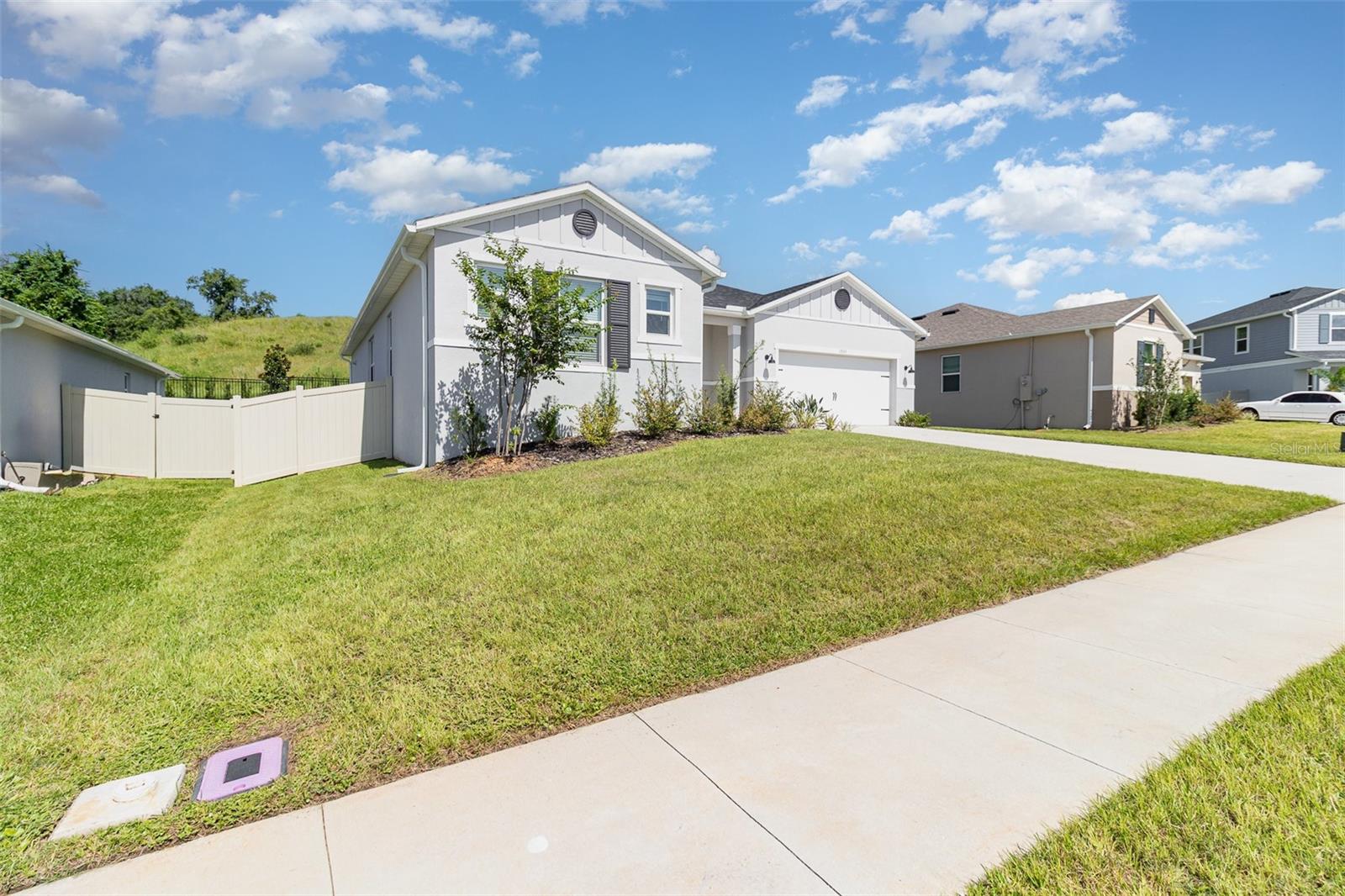 Image 34 of 40 For 1933 Burgundy Drive