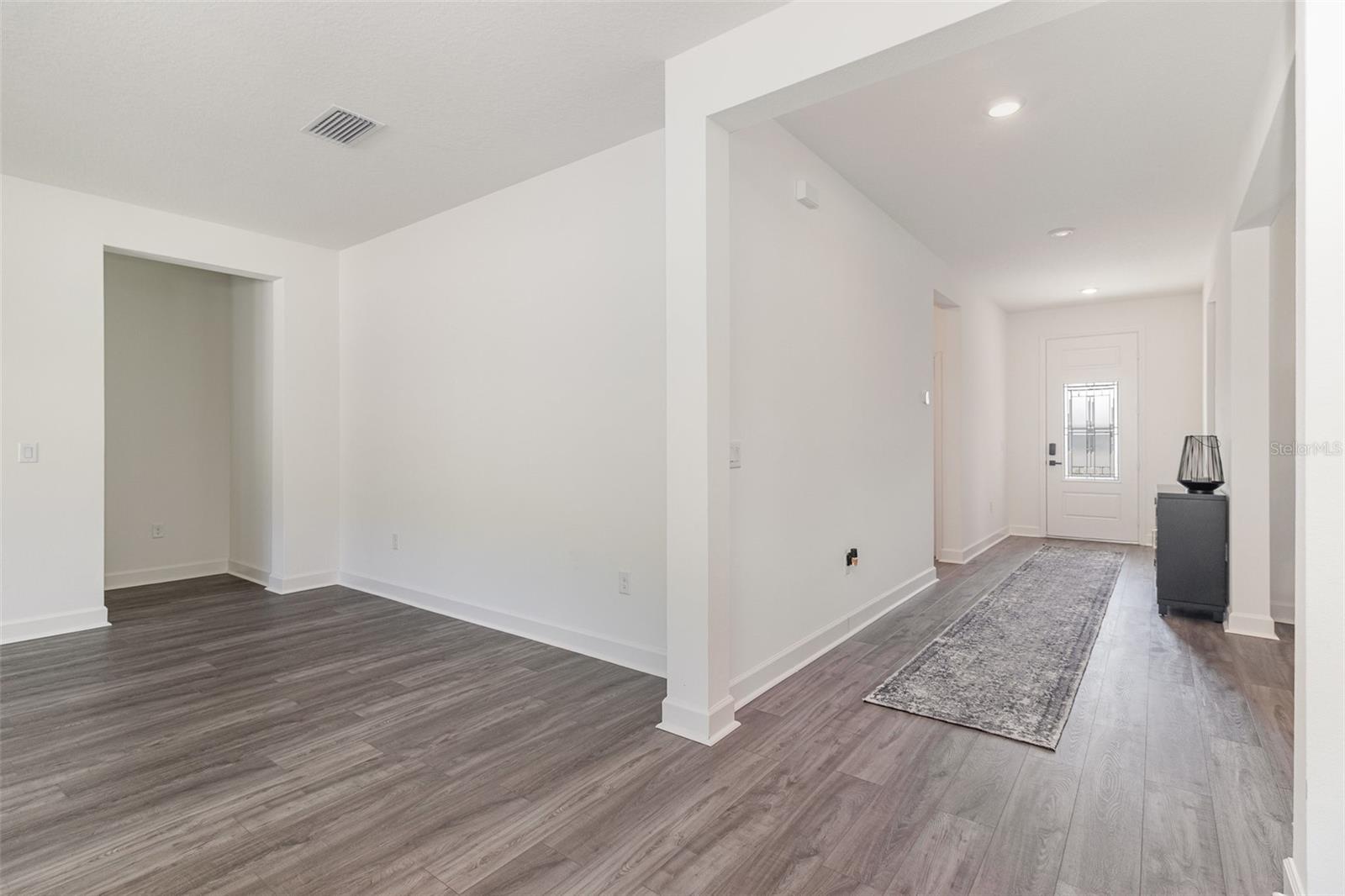 Image 7 of 40 For 1933 Burgundy Drive