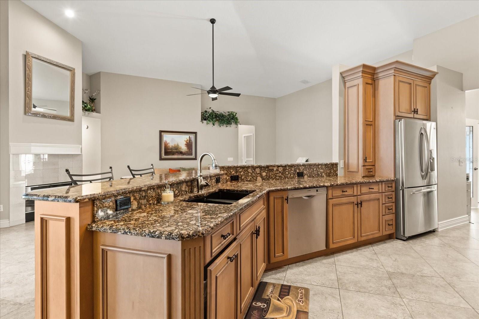 Image 15 of 47 For 3741 Gatlin Place Circle