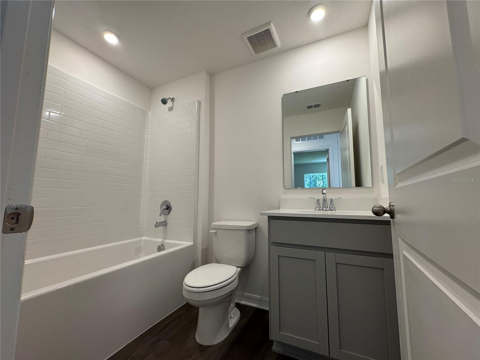 Image 13 of 16 For 3046 Glenn Street