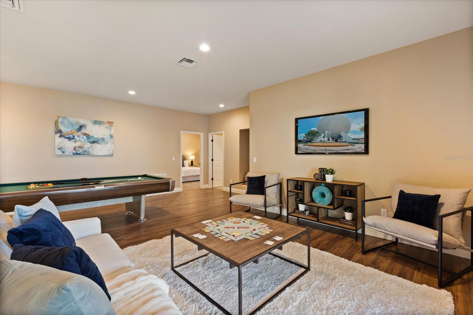 Image 16 of 49 For 286 Mileham Drive