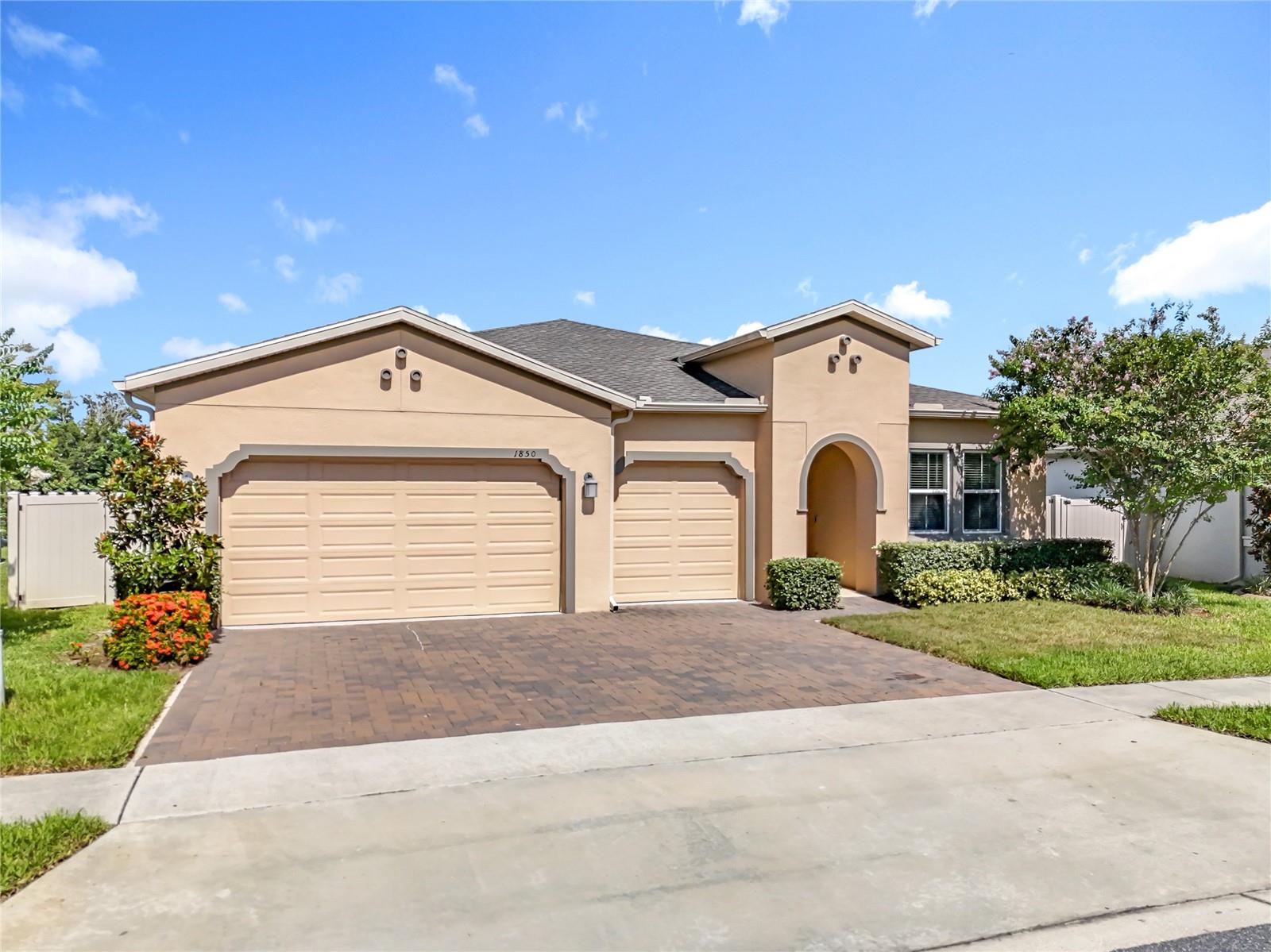Details for 1850 Lake Sims Parkway, OCOEE, FL 34761