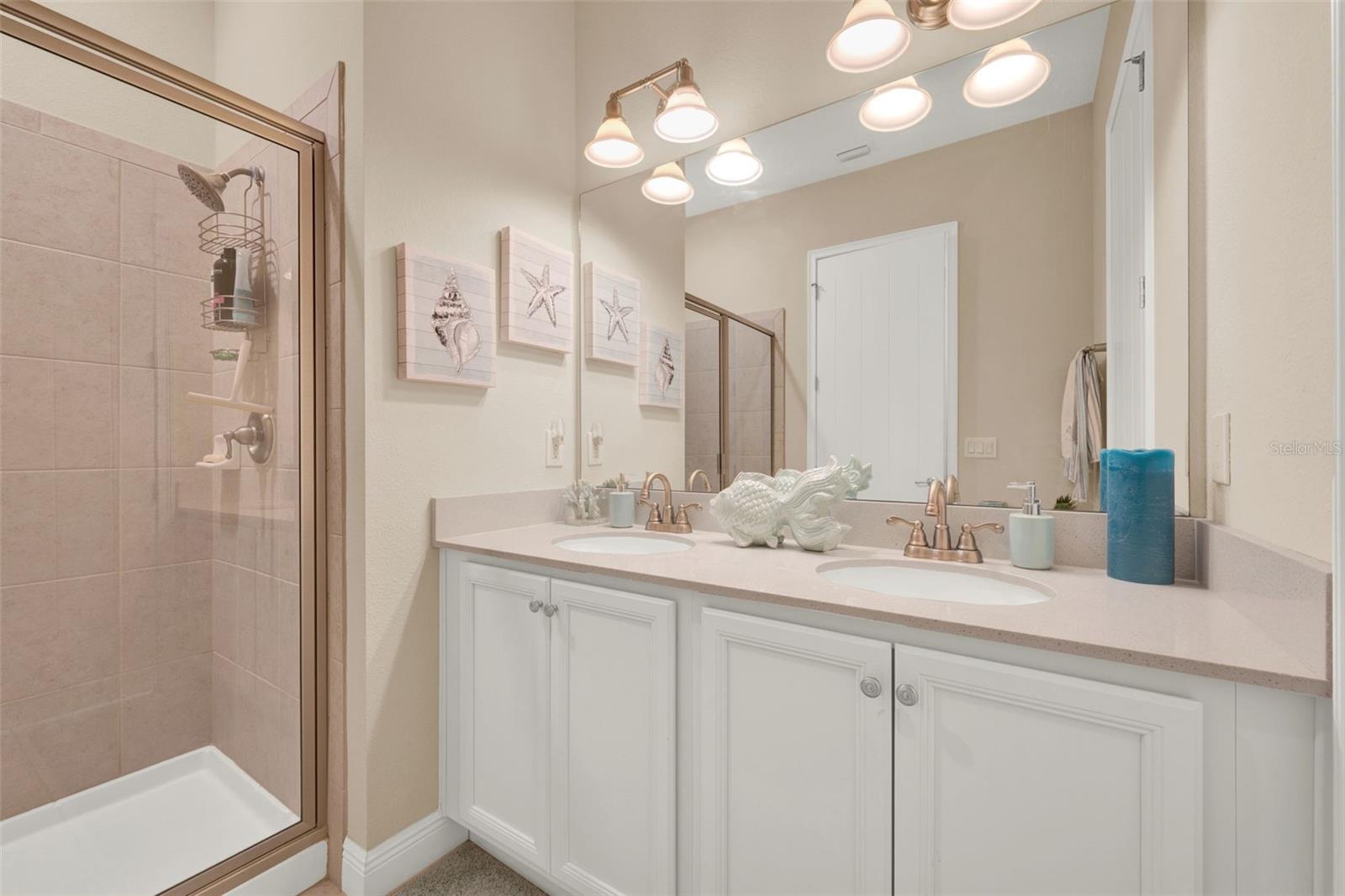 Image 11 of 26 For 7988 Shaker Street