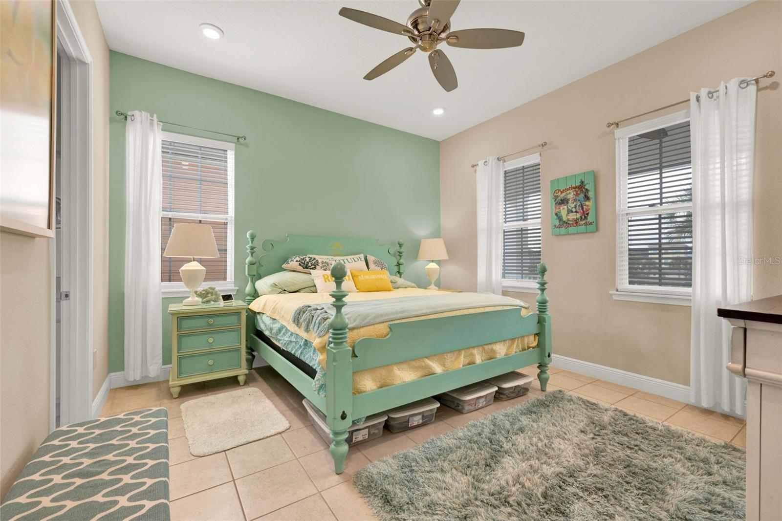Image 16 of 26 For 7988 Shaker Street