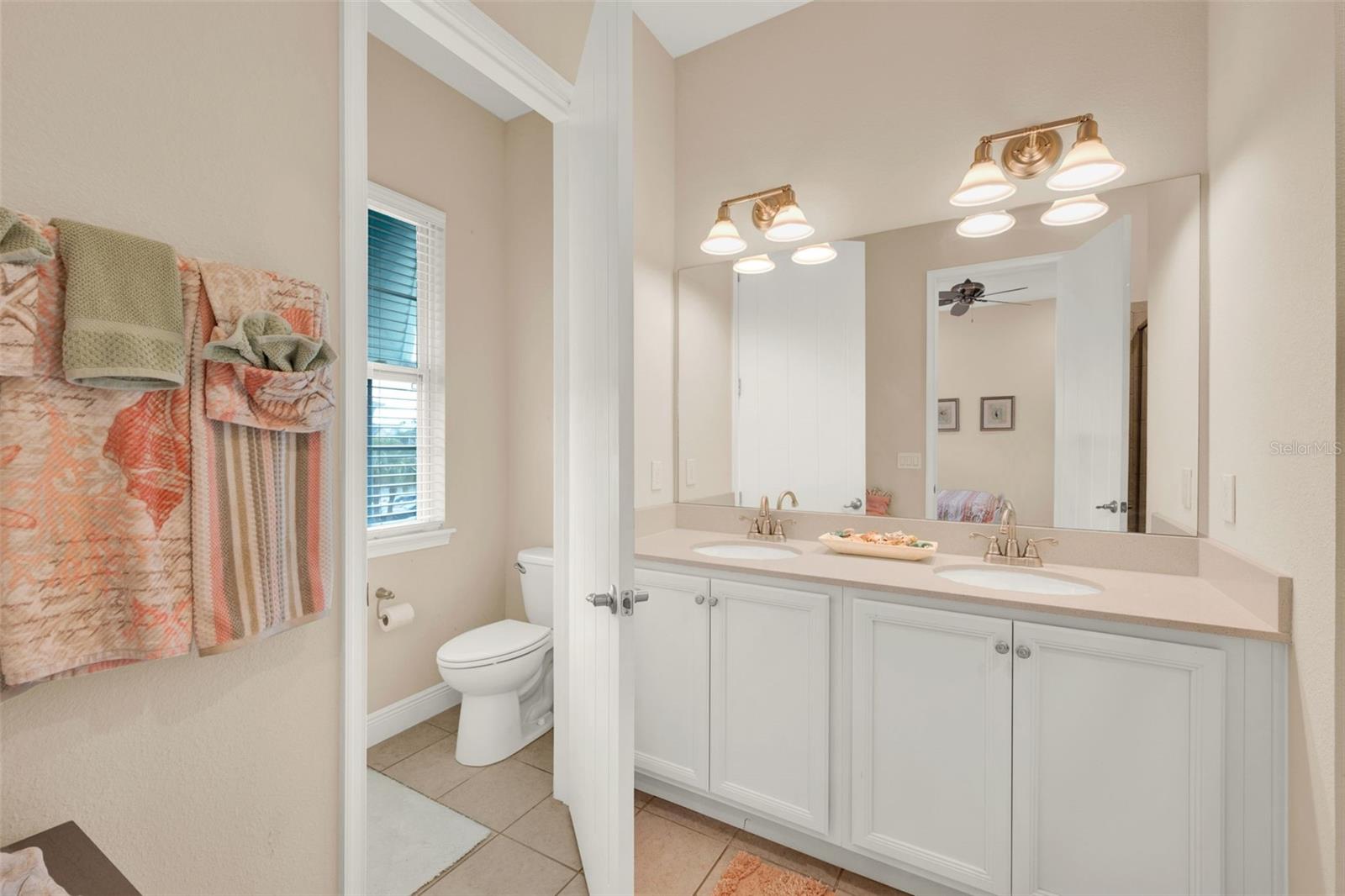Image 18 of 26 For 7988 Shaker Street