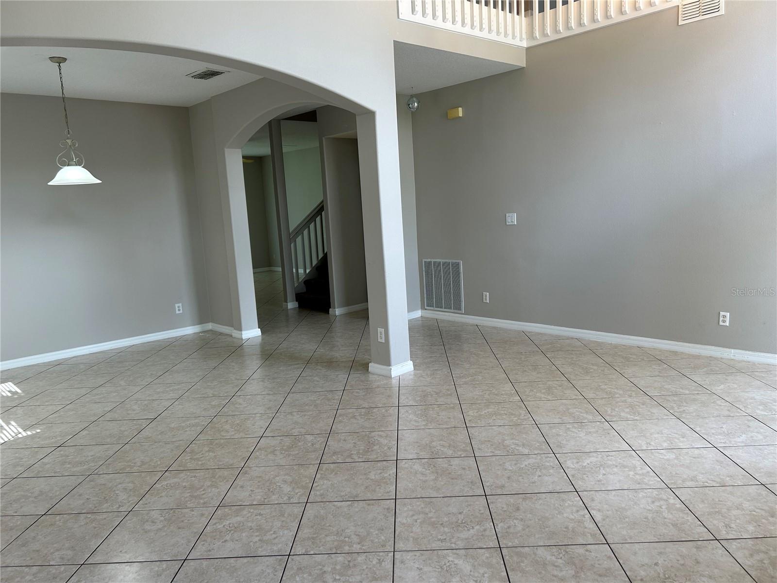 Image 3 of 25 For 12033 Blairemont Way