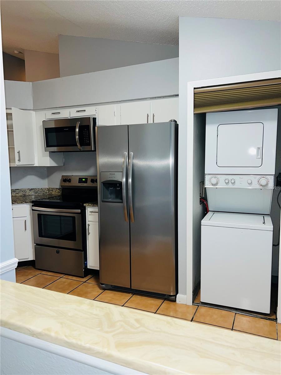Image 3 of 9 For 3030 Semoran Boulevard S