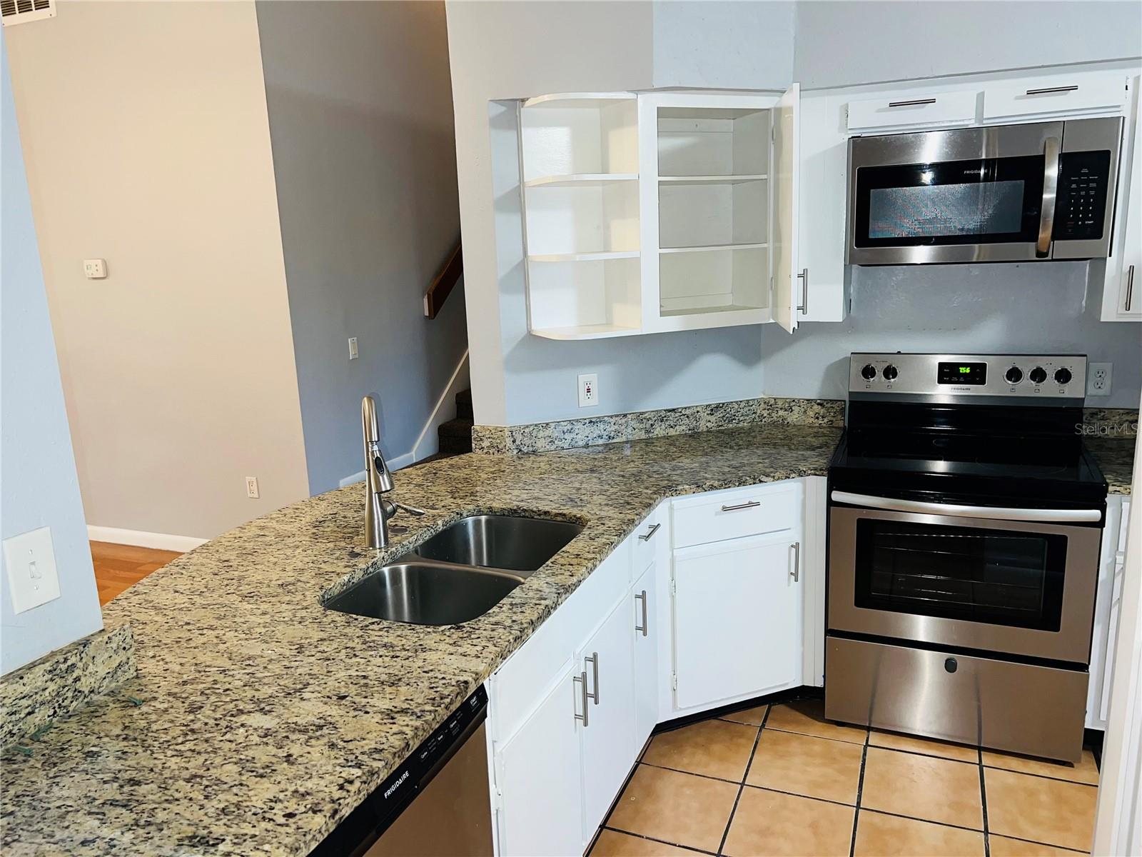 Image 4 of 9 For 3030 Semoran Boulevard S