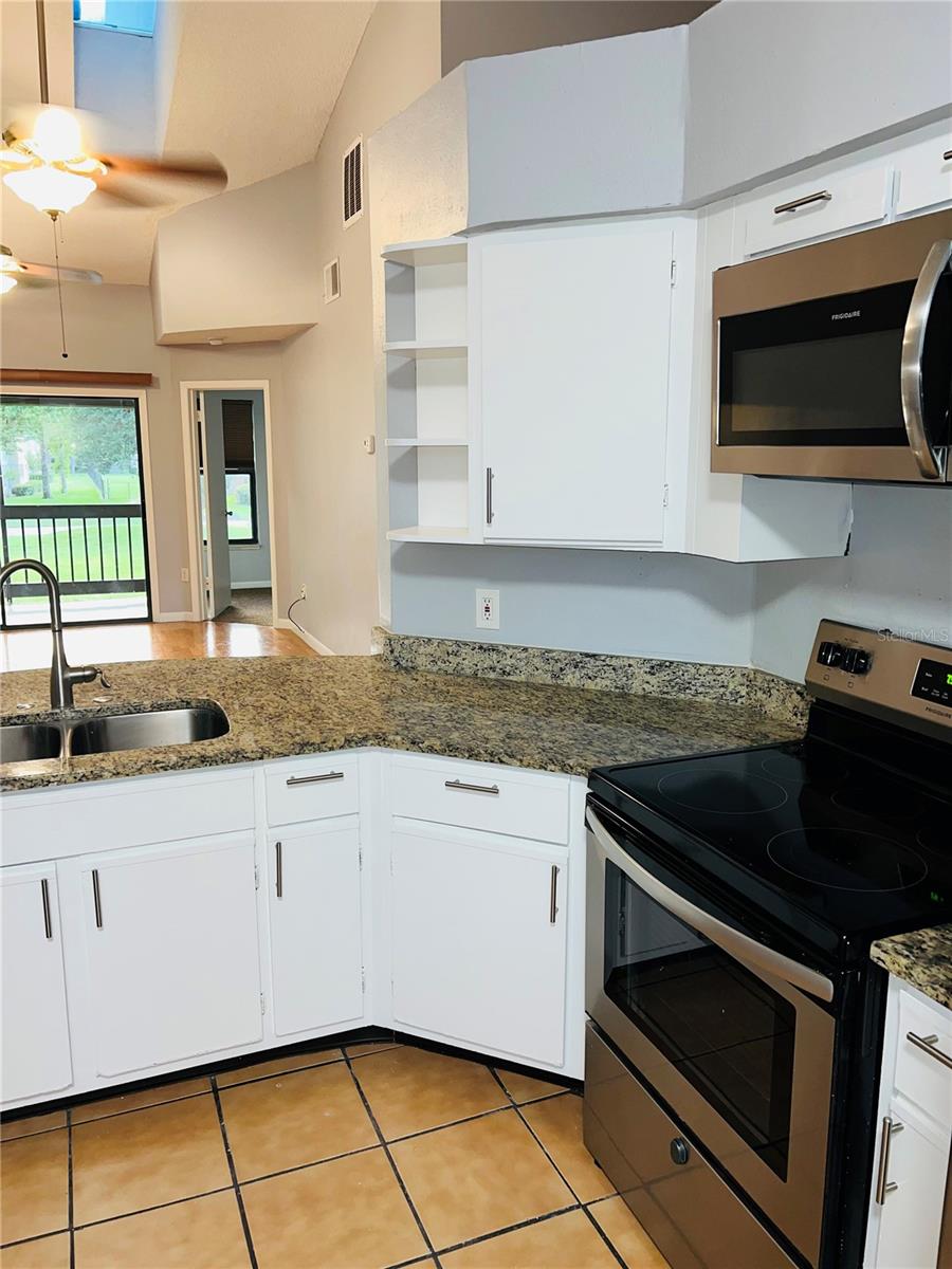 Image 5 of 9 For 3030 Semoran Boulevard S