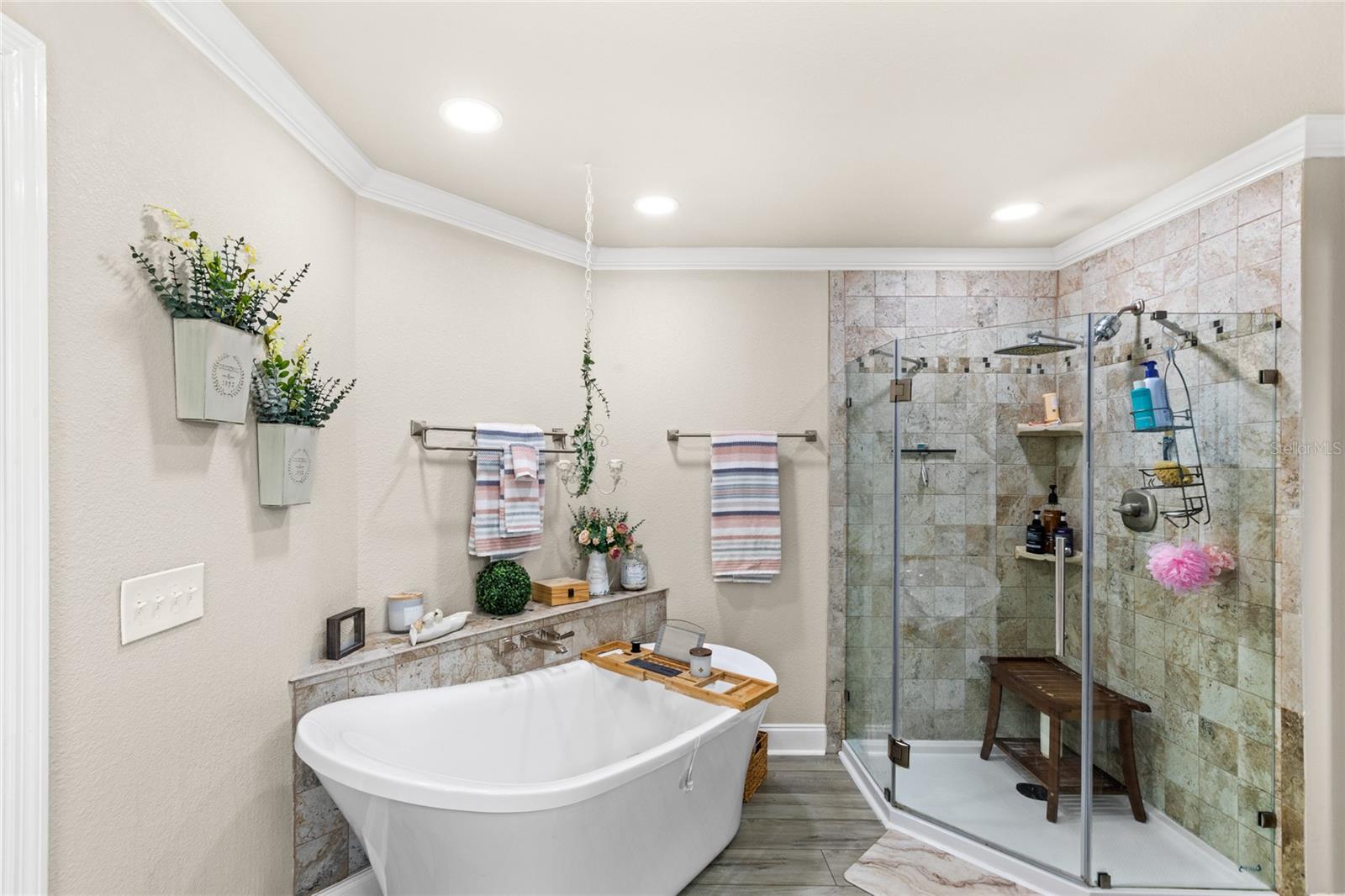 Listing photo id 19 for 309 Oakland Avenue
