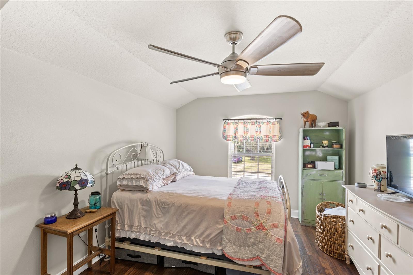 Listing photo id 20 for 309 Oakland Avenue