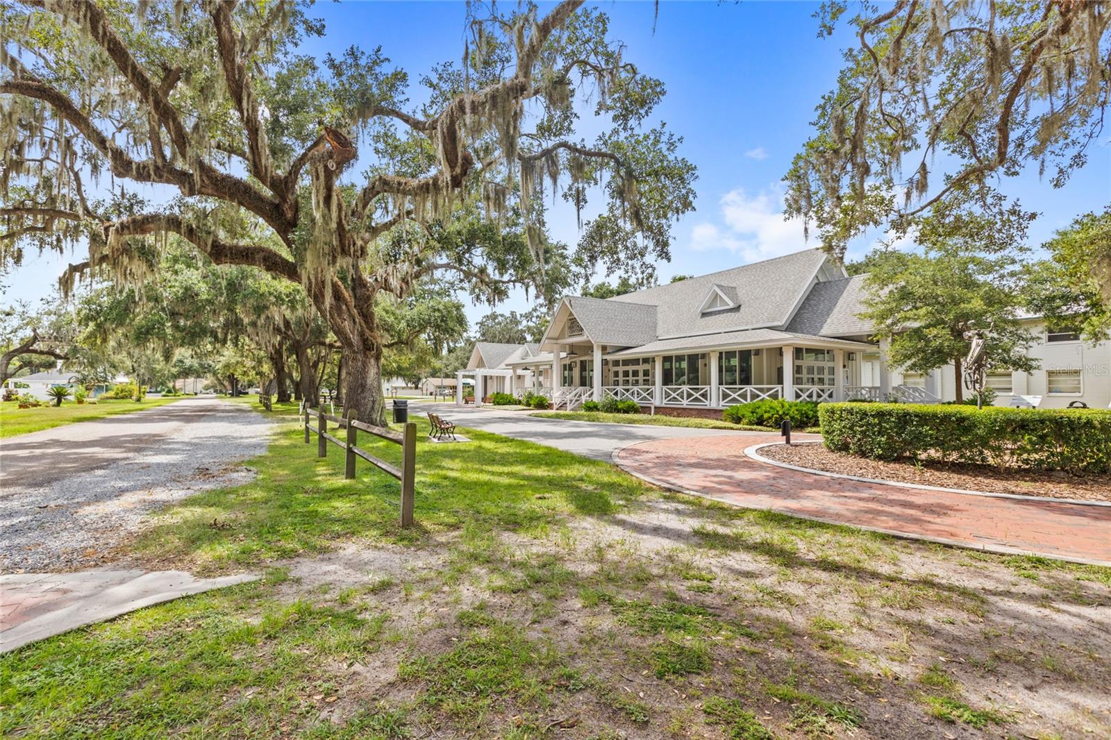 Listing photo id 41 for 309 Oakland Avenue