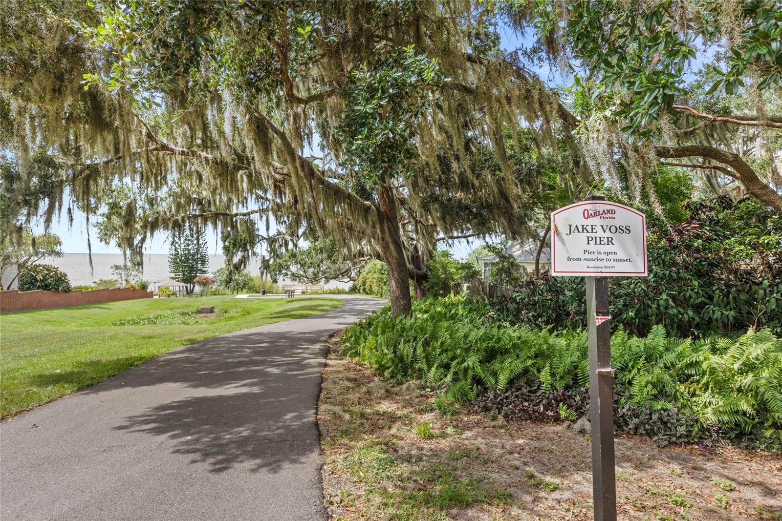 Listing photo id 44 for 309 Oakland Avenue