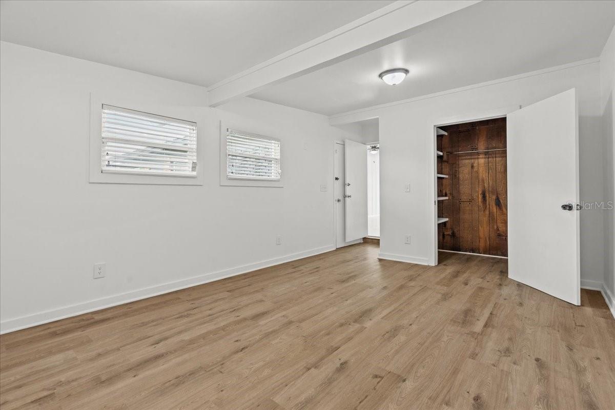 Image 13 of 21 For 845 Doss Avenue