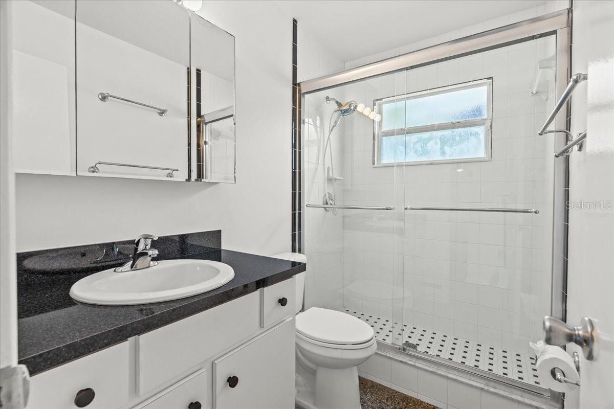 Image 14 of 21 For 845 Doss Avenue