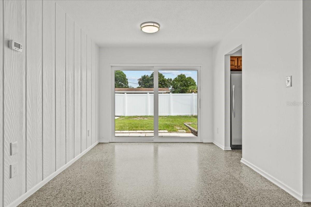 Image 5 of 21 For 845 Doss Avenue
