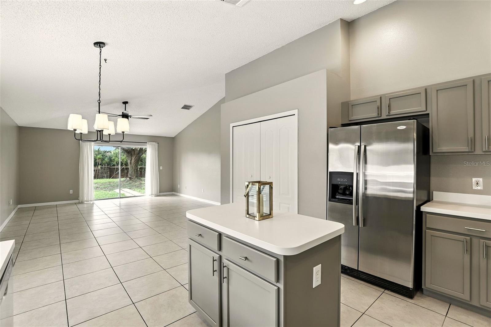 Image 11 of 32 For 10418 Sun Villa Boulevard